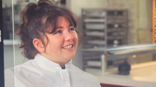 Une actrice d'Ici tout commence fiancée, son compagnon a fait sa demande surprise devant les caméras de TF1 !