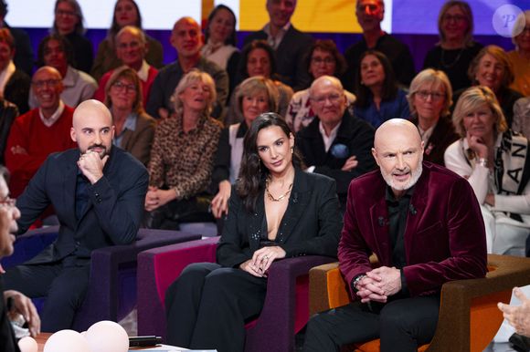 Exclusif - Hugo, Jade et Franck Leboeuf lors de l'enregistrement de l'émission "Famille je vous aime" présentée par M.Drucker et qui sera diffusée le 29 décembre sur France 3, au studio Rive gauche, à Paris, France, le 2 décembre 2025. © Gaffiot-Perusseau/Bestimage