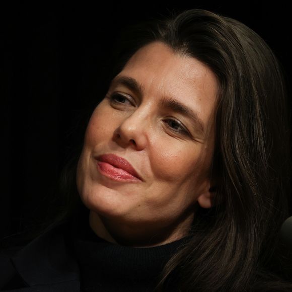Charlotte Casiraghi pendant un échange avec ses lecteurs sur son livre "La Fêlure" à la Station Ausone - Librairie Mollat de Bordeaux, France, le 20 février 2026. © Jean-Marc Lhomer/Bestimage