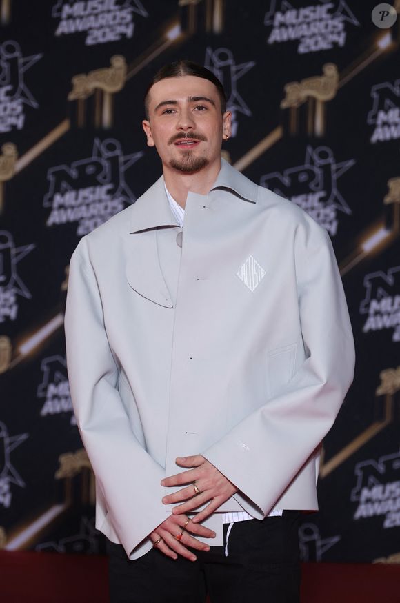 Pierre Garnier lors de la 26ème édition des NRJ Music Awards au palais des festivals de Cannes, France, le 1er novembre 2024. © Guignebourg-Bebert/Bestimage