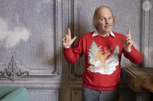 Il est plutôt du genre pudique dans sa vie privée, le chanteur et acteur de 56 ans.

Philippe Katerine du film La plus belle pour aller danser
26ème festival international du film de comédie de l'Alpe d'Huez en Isère, mercredi 18 janvier 2023.