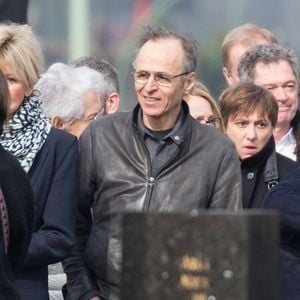 Mais il fera son retour dans un documentaire consacré à la troupe des Restos du Cœur prochainement

Jean-Jacques Goldman lors des obseques de Veronique Colucci au cimetière de Montrouge, Paris, France le 12 avril 2018. Photo ABACAPRESS.COM