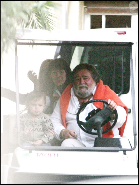 Exclusif - Richard Anthony, Sabine son ex-femme et leur petit-fils Zoltan à Saint Tropez BESTIMAGE