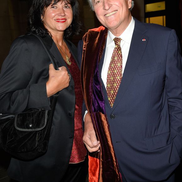 Jean-Loup Dabadie avec sa femme Véronique Bachet à la générale de la pièce "La Vraie Vie" au théâtre Edouard 7 à Paris, le 18 septembre 2017.
© Guirec Coadic/Bestimage