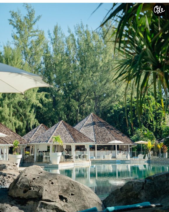 Elle a séjourné au "LUX* Saint Gilles", un hôtel de luxe situé au bord du lagon.

LUX* Saint Gilles, le seul hôtel de luxe de La Réunion pieds dans l’eau. 
Copyright : Instagram - Lux Saint Gilles