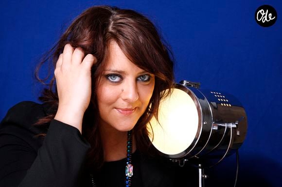 Aurélie Cabrel, la fille du chanteur Francis Cabrel, pose pour des photos en studio à Paris, France, juin 2014. Photo par Vim/ABACAPRESS.COM