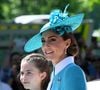 Charlotte et Kate Middleton sont pareilles

La princesse Charlotte de Galles, Catherine (Kate) Middleton, princesse de Galles, - Les membres de la famille royale britannique lors de la cérémonie Trooping the Colour à Londres. 
© Goff Inf / Bestimage