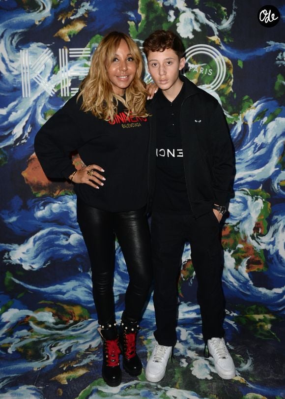 Maman fière, Cathy Guetta, séparée depuis de nombreuses années du célèbre DJ, était présente dans les gradins pour soutenir les débuts de son fils de 22 ans

Cathy Guetta et son fils Tim Elvis  au défilé Kenzo Homme collection Automne-Hiver 2019/20 lors de la Fashion Week à Paris, le 20 janvier 2019. © Veeren/CVS/Bestimage