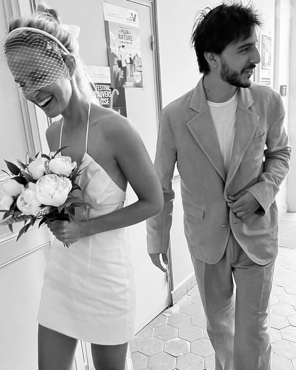 Ils se sont dit oui en juillet 2023
Ben Attal et Jordane Crantelle le jour de leur mariage