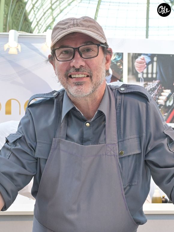 Ce lieu au décor Art déco se divise en deux atmosphères distinctes, respectivement baptisées Nonos et Comestibles.

Paul Pairet lors de l'inauguration de la 11ème édition du festival gastronomique "Taste" au Grand Palais à Paris le 21 mai 2026. © Alexandre Fay/PixPlanete/Bestimage