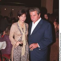 “C'est ça qui me tient debout” : Emily, la fille de Gilbert Bécaud, évoque sa vie près de 24 ans après le départ de son illustre papa
