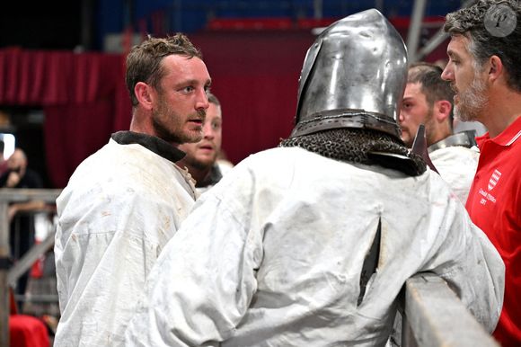 Pierre Casiraghi a participé au tournoi de Béhourd (combat médiéval) de la Principauté de Monaco avec son équipe Les Grimaldi Milites sous le regard de son oncle le prince Albert II de Monaco, au chapiteau Fontvieille, France, le 15 juin 2024.
© Bruno Bebert/Bestimage
