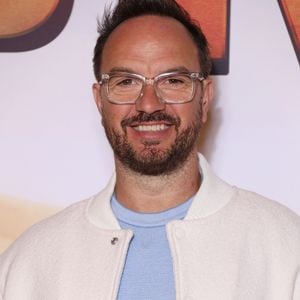 Malgré ses exigences, il souhaite avant tout qu’ils deviennent des personnes bienveillantes et épanouies.

Jarry - Avant-première du film "Les K D'Or" au Grand Rex à Paris. © Denis Guignebourg/Bestimage