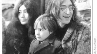 John Lennon a quasiment abandonné son premier fils Julian et a excessivement chouchouté Sean, son second enfant