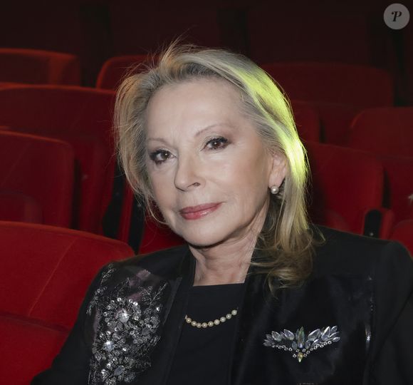 Exclusif - Véronique Sanson - Michel Fugain et Véronique Sanson se décorent mutuellement de l'Ordre des Arts et des Lettre à l'occasion du concert de Michel Fugain et de sa femme Sanda à Bobino, Paris
© Jack Tribeca / Bestimage