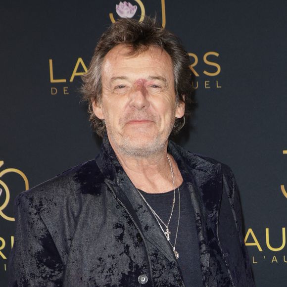 Jean-Luc Reichmann - Photocall de la 30ème cérémonie des Lauriers de l'audiovisuel au théâtre Marigny à Paris le 24 février 2025. Présentée par J. Beller et D. Korkmazet, cette cérémonie, mise en images par J. Revon, sera retransmise le 26 Février par TV5MONDE qui met à l'honneur l'internationalisation des cultures et des valeurs francophones, dans plus de 200 pays et territoires, sur les cinq continents.
 Pour ce 30ème anniversaire, de nombreuses personnalités nous ont fait l’honneur d’être remettantes parmi lesquelles les comédiens A. Bouab, .Cohen, H. Girardot, les comédiennes G. Hamon, A. Roumanoff, les musiciens JM Jarre, C. Killer I. Maalouf, les journalistes N. Cherigui, L.Guimier… 
A cette occasion, pour la première fois, sera décerné le Laurier du Public, qui récompense l'émission préférée des français, sera remis par notre partenaire le magazine Diverto. © Coadic Guirec/Bestimage
