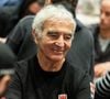Depuis plusieurs années, l’ancien sélectionneur de l’équipe de France intervient comme consultant sur la chaîne L’Équipe, où les téléspectateurs ont notamment pu le retrouver dans L’Équipe du soir, mais aussi dans L’Équipe de Greg, pour commenter l’actualité du ballon rond.

Raymond Domenech participe à l'événement « Winamax Poker Tour 2025-2026 » à l'hôtel Paris Marriott Rive Gauche, le 8 novembre 2025 à Paris, en France. Photo de Nasser Berzane/ABACAPRESS.COM