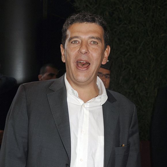 Le présentateur de télévision Thierry Gilardi assiste à la conférence de presse annuelle de la chaîne française TF1, qui s'est tenue à l'Olympia, à Paris, le 29 août 2007. Photo de Giancarlo Gorassini/ABACAPRESS.COM