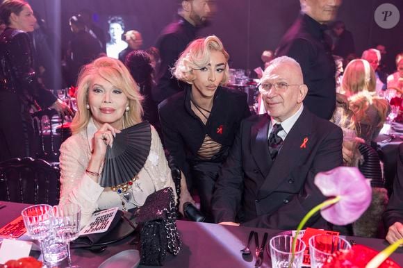 Amanda Lear, Bilal Hassani et Jean Paul Gaultier au photocall du 22ème dîner de la mode pour le Sidaction à Paris le 30 janvier 2025.
© Olivier Borde / Bestimage