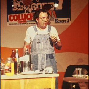 Coluche anime l'antenne de Europe 1 ©LAURENT SOLA / BESTIMAGE