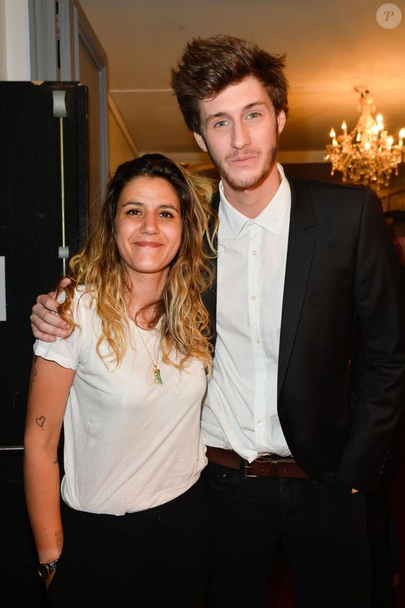 Joana Balavoine (fille de D. Balavoine) et Jean-Baptiste Maunier  -  Invités et People lors de l'enregistrement de l'émission "On se refait Palmade" au Théâtre de Paris, qui sera diffusée le 16 juin sur France 3,  le 22 mai 2017. © COADIC GUIREC / BESTIMAGE