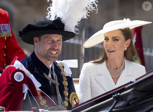 La reine Camilla et le roi Charles III assistent au service de l'Ordre de la Jarretière au château de Windsor le 16 juin 2025 à Windsor, en Angleterre. © GoffPhotos/Bestimage