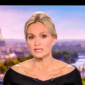 Audrey Crespo-Mara a fait son retour ce soir (25/07/2025) au JT de 20h de TF1 une semaine après les obsèques de son mari Thierry Ardisson.
© Capture TV via Bestimage