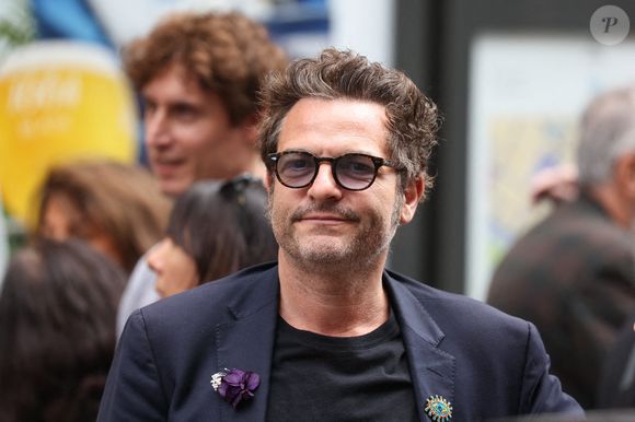 Matthieu Chedid lors des obsèques à l'église Saint Roch à Paris, France, le 24 juillet 2023, de la chanteuse et actrice d'origine britannique Jane Birkin, décédée le 16 juillet 2023 à Paris à l'âge de 76 ans. Photo par Nasser Berzane/ABACAPRESS.COM