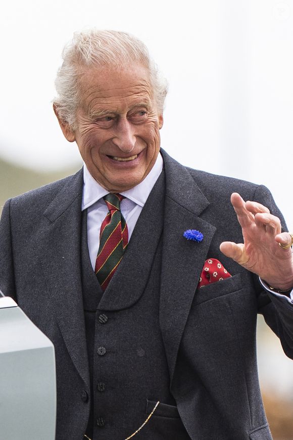 Le roi Charles III d'Angleterre lors d'une visite à Thurso en juillet 2025. © Julien Burton / Bestimage