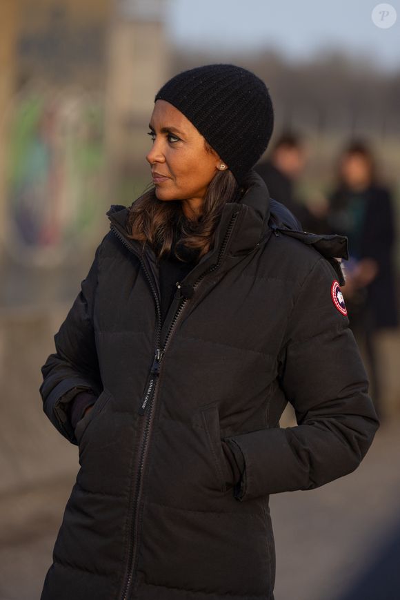 Karine Le Marchand soutient les agriculteurs sur le barrage de l'Autoroute A4 à hauteur de Jossigny en Seine et Marne le 29 Janvier 2024.  © Jeremy Melloul - Pierre Perusseau / Bestimage