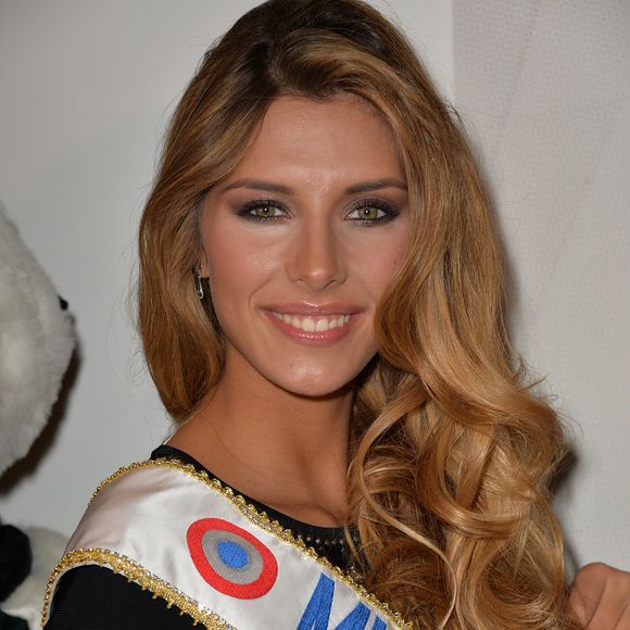 Camille Cerf à l'occasion des 70 ans du Secours populaire au Palais de l'Unesco à Paris, le 8 décembre 2014. 

Photo : Veeren / Bestimage