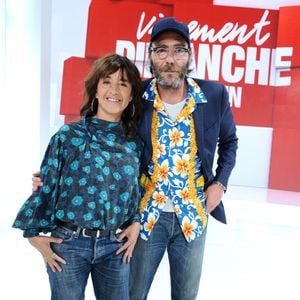Les deux anciens compagnons vivent désormais à 600 mètres l'un de l'autre à Montreuil.

Exclusif - Romane Bohringer et Philippe Rebbot - Enregistrement de l'émission "Vivement Dimanche" au Studio Gabriel à Paris, qui sera diffusée le 23 septembre sur France 2. Le 17 septembre 2018
© Guillaume Gaffiot / Bestimage