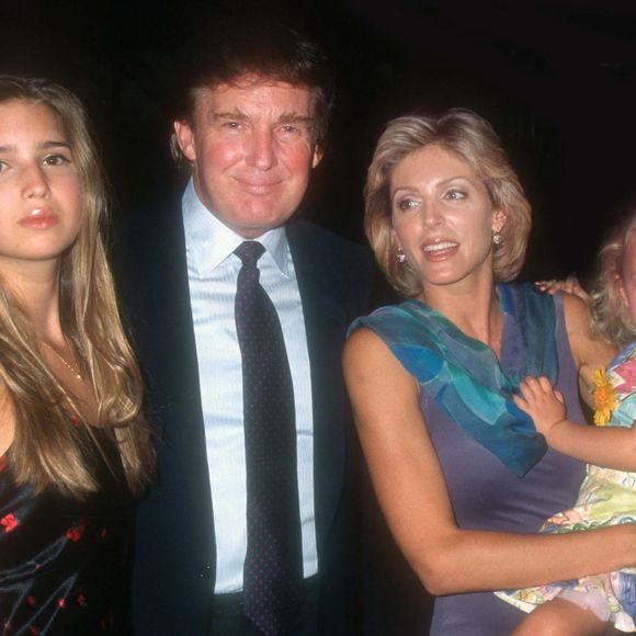 Archives - Tiffany Trump avec ses parents, Donald Trump et Marla Maples et Ivanka Trump
©Backgrid USA / Bestimage