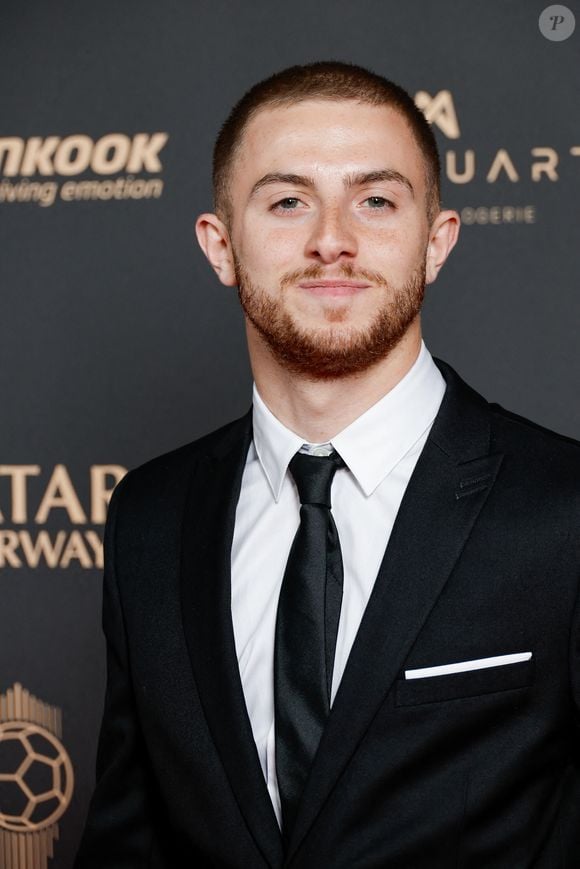 Miguel Mattioli (Michou) au photocall de la 69ème cérémonie du Ballon D'Or 2025 au théâtre du Châtelet à Paris, France, le 22 septembre 2025. © Cyril Moreau/Bestimage