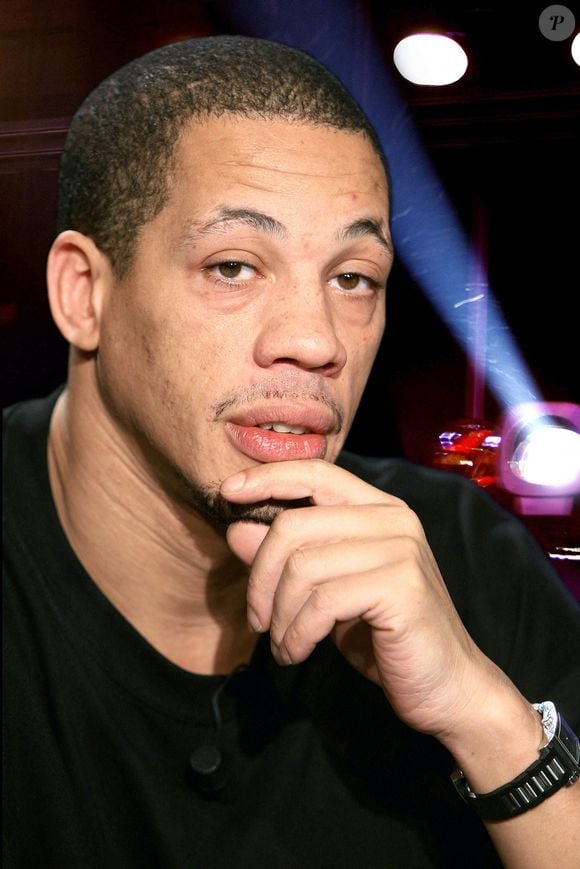 Le chanteur français Joey Starr pose à Paris, France, en janvier 2006. Photo Vim/ABACAPRESS.COM