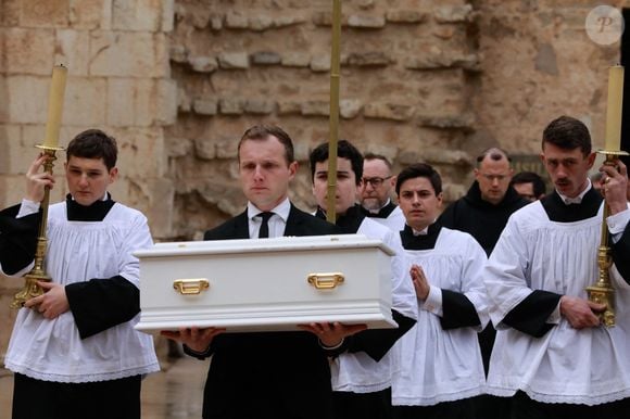 Obsèques du petit Emile à la basilique Sainte-Marie-Madeleine de Saint-Maximin-la-Sainte-Baume dans le Var le 8 février 2025.
© Franz Chavaroche / Bestimage