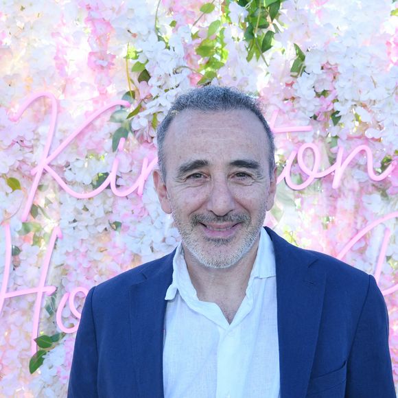 Élie Semoun - Le rooftop du Kimpton St Honoré Paris accueille tous les dimanches "Fifi & Charles" (les chefs Philippine Jaillet et Charles Neyers), le 9 avril 2025.

© Rachid Bellak / Bestimage