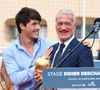 Après des vacances idylliques en Italie, Dylan Deschamps a retrouvé la Côte d'Azur.

Didier Deschamps et son fils Dylan durant l'inauguration du Stade de football Didier Deschamps à Cap d'Ail. © Bruno Bebert / Bestimage