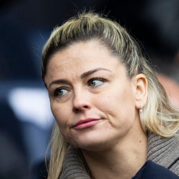 Laure Boulleau - Personnalités dans les tribunes du match de football en ligue 1 Uber Eats PSG / Reims au Parc des Princes à Paris le 10 mars 2024.