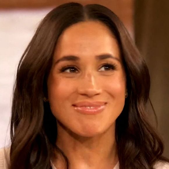 Meghan Markle a bien conscience qu'elle ne fait pas totalement l'unanimité... 

Meghan Markle, duchesse de Sussex dans le Drew Barrymore Show. JLPPA / Bestimage
