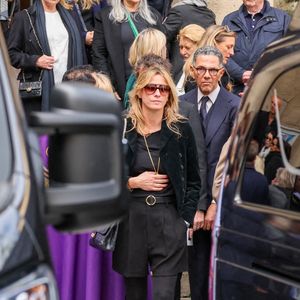 Sarah Poniatowski et son compagnon Roschdy Zem - Sorties des obsèques du prince Jean-Stanislas Poniatowski en l'Eglise polonaise à Paris, France, le 29 avril 2024. © Jacovides-Moreau/Bestimage