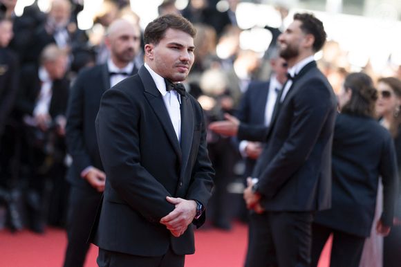 Antoine Dupont - Antoine Dupont et sa compagne Iris Mittenaere se retrouvent sur les marches  du film « Dossier 137 » lors du 78ème Festival International du Film de Cannes le 15 mai 2025.

© Jacovides / Moreau / Bestimage