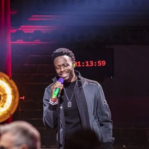 Dadju (Dadju Djuna) - Enregistrement de l'émission "On est presque en direct" (OEED), présentée par L.Ruquier, et diffusée sur France 2 le 12 décembre 2020
© Jack Tribeca / Bestimage