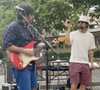Les deux artistes se sont produits dans le 13e arrondissement de Paris.
Capture d'écran Instagram Lulu Gainsbourg.