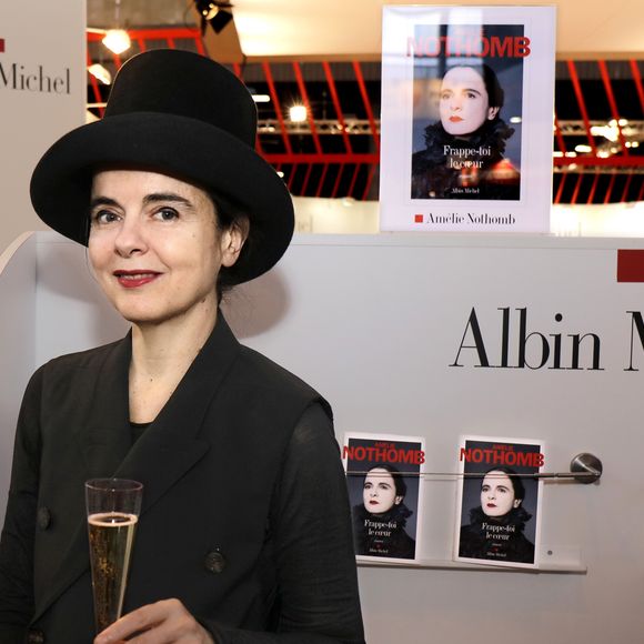 Amélie Nothomb - 38ème salon du livre de Paris à la Porte de Versailles le 16 mars 2018. © Cédric Perrin/Bestimage