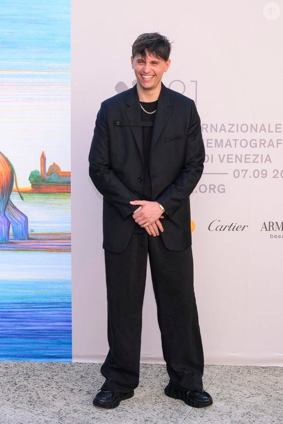 C'est Raphaël Quenard que Laeticia Hallyday a choisi
Raphael Quenard à la première du film "L'attachement" lors du 81ème festival international du film de Venise, la Mostra le 3 septembre 2024.