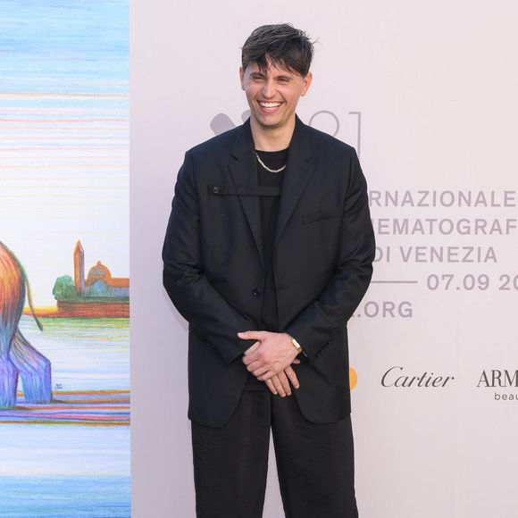 C'est Raphaël Quenard que Laeticia Hallyday a choisi
Raphael Quenard à la première du film "L'attachement" lors du 81ème festival international du film de Venise, la Mostra le 3 septembre 2024.
