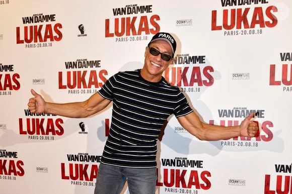 Jean-Claude Van Damme fait le show lors de l'avant-première du film "Lukas" à Paris le 20 août 2018 @Agence / Bestimage