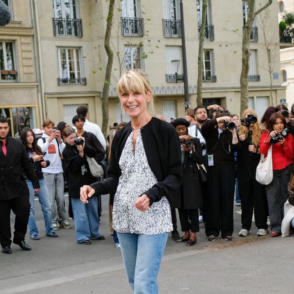 Marina Fois au défilé Paco Rabanne lors du Womenswear Spring Summer 2026 dans le cadre de la Fashion Week de Paris le 2 octobre 2025 à Paris, France. Photo by Robin Psaila/ABACAPRESS.COM