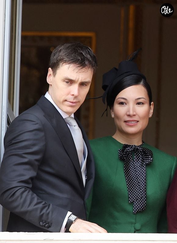 Louis Ducruet et sa femme Marie Ducruet (Chevallier) - - La famille princière de Monaco au balcon du palais, à l'occasion de la Fête Nationale de Monaco, le 19 novembre 2025. © Dominique Jacovides/Bestimage